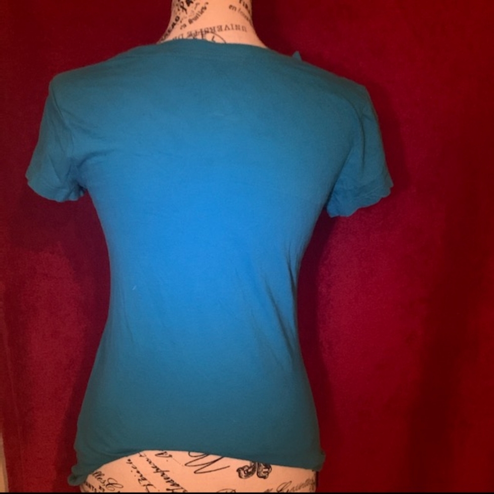 Turquoise tee - Picture 2 of 5
